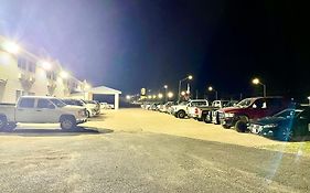 Heritage Inn & Suites